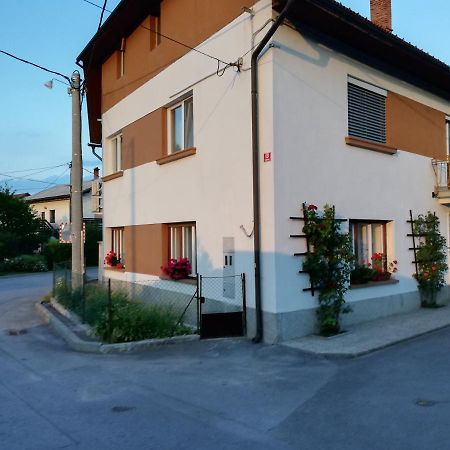 Sobe Sabec Bed and Breakfast Postumia Esterno foto