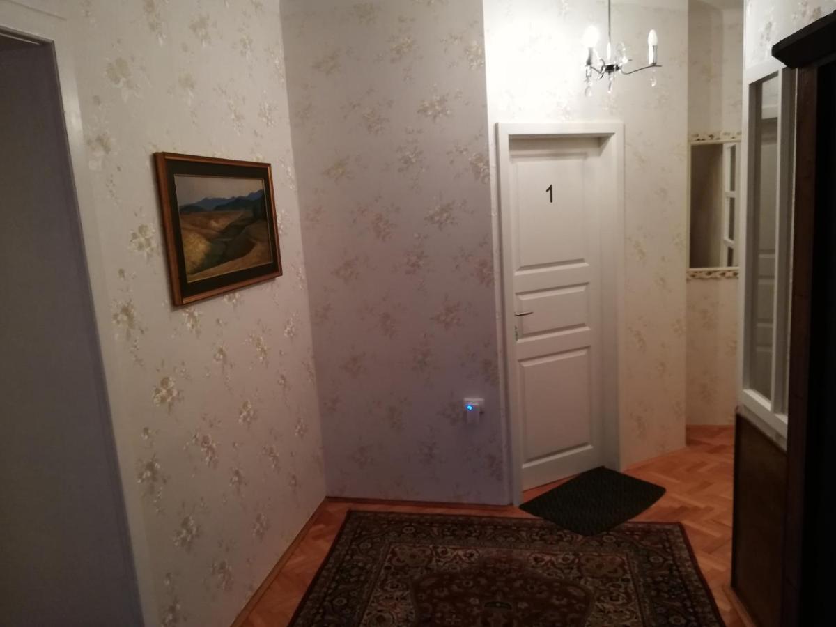 Sobe Sabec Bed and Breakfast Postumia Esterno foto